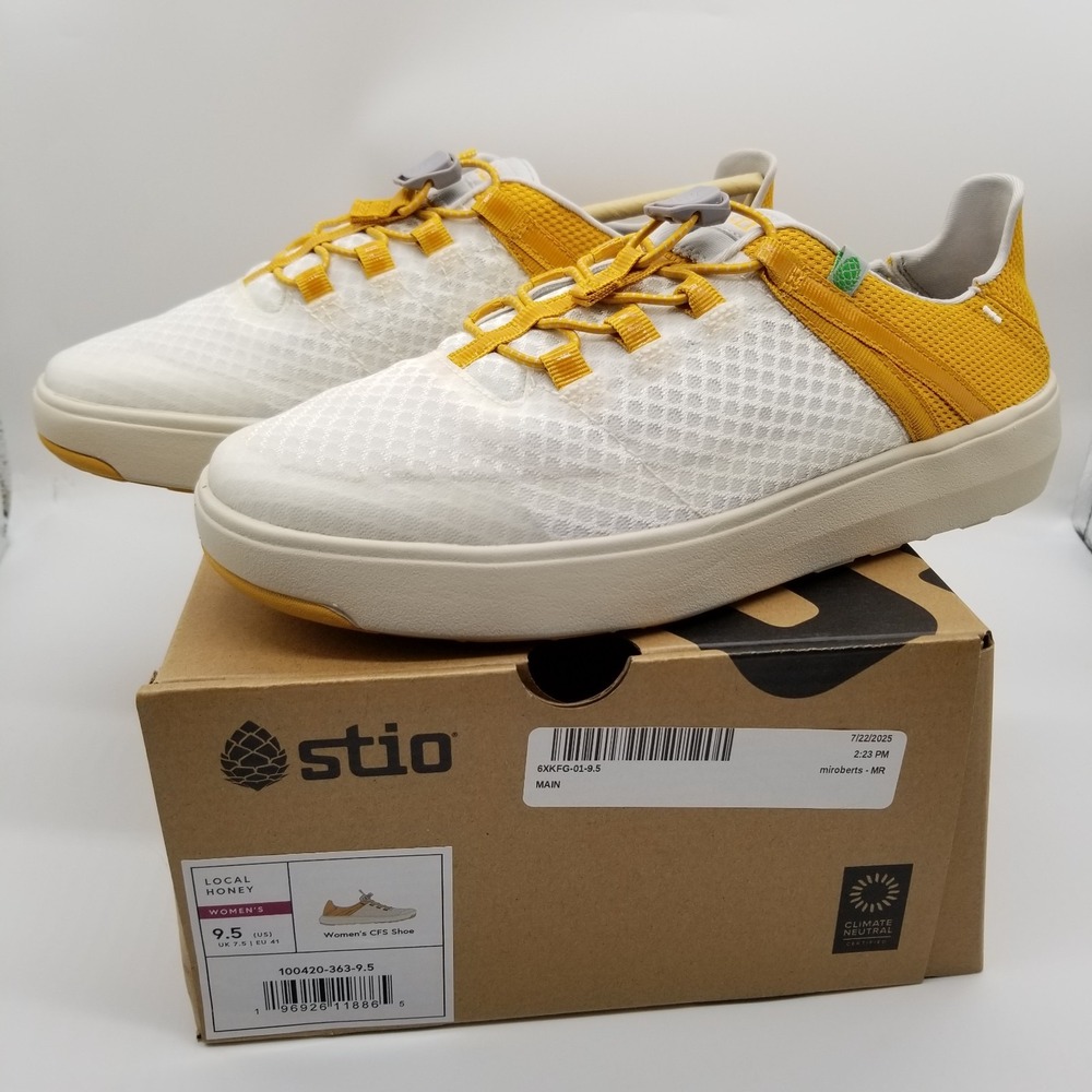 STIO CFS Comfort Slip On Shoes Womens Sz 9.5‎ Outdoors Breathable Hiking White